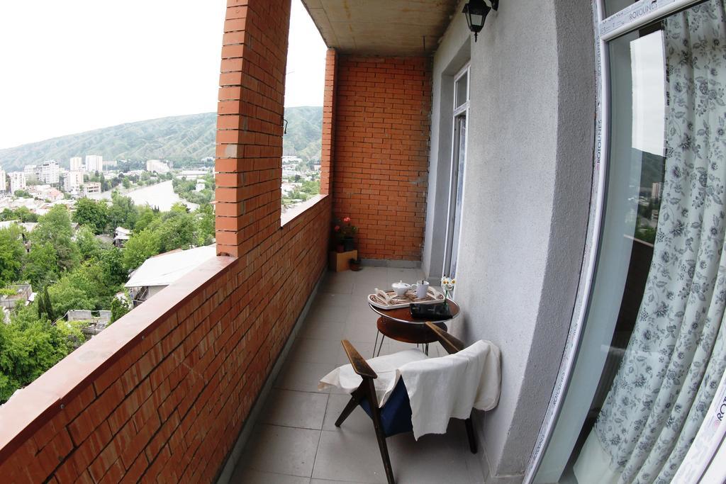 My House Is Your Hotel Tbilisi Ruang foto